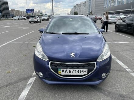 Пежо 208 2013 у Броварах на Automoto.ua Синій Пежо 208, об'ємом двигуна 1.2 л та пробігом 159 тис. км за 5999 $, фото 1 на Automoto.ua