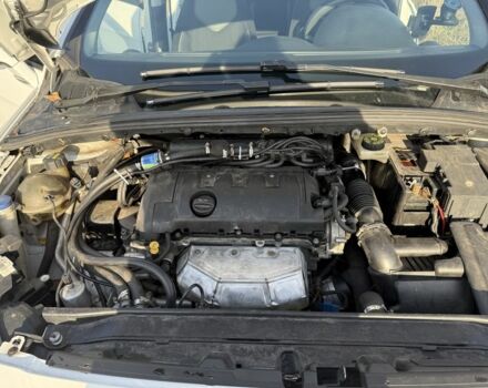 Белый Пежо 3008, объемом двигателя 1.6 л и пробегом 2 тыс. км за 6700 $, фото 1 на Automoto.ua