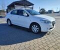 Белый Пежо 3008, объемом двигателя 1.2 л и пробегом 209 тыс. км за 5300 $, фото 2 на Automoto.ua