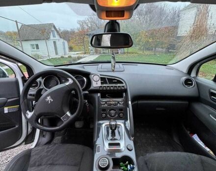 Белый Пежо 3008, объемом двигателя 2 л и пробегом 223 тыс. км за 12800 $, фото 18 на Automoto.ua