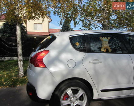 Белый Пежо 3008, объемом двигателя 1.6 л и пробегом 227 тыс. км за 8900 $, фото 52 на Automoto.ua