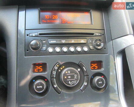 Белый Пежо 3008, объемом двигателя 1.6 л и пробегом 227 тыс. км за 8900 $, фото 66 на Automoto.ua