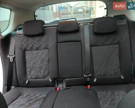 Білий Пежо 3008, об'ємом двигуна 2 л та пробігом 196 тис. км за 8350 $, фото 17 на Automoto.ua