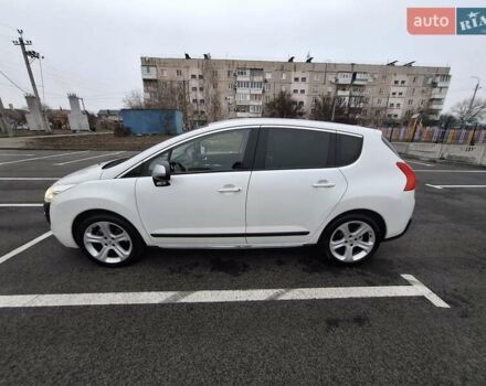Белый Пежо 3008, объемом двигателя 1.6 л и пробегом 230 тыс. км за 7500 $, фото 7 на Automoto.ua