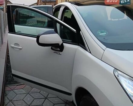 Білий Пежо 3008, об'ємом двигуна 2 л та пробігом 196 тис. км за 8350 $, фото 2 на Automoto.ua