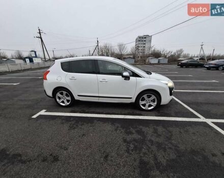 Белый Пежо 3008, объемом двигателя 1.6 л и пробегом 230 тыс. км за 7500 $, фото 3 на Automoto.ua