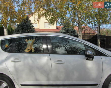 Белый Пежо 3008, объемом двигателя 1.6 л и пробегом 227 тыс. км за 8900 $, фото 51 на Automoto.ua