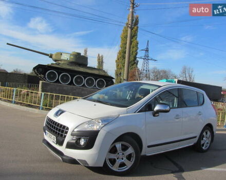 Белый Пежо 3008, объемом двигателя 1.6 л и пробегом 227 тыс. км за 8900 $, фото 7 на Automoto.ua