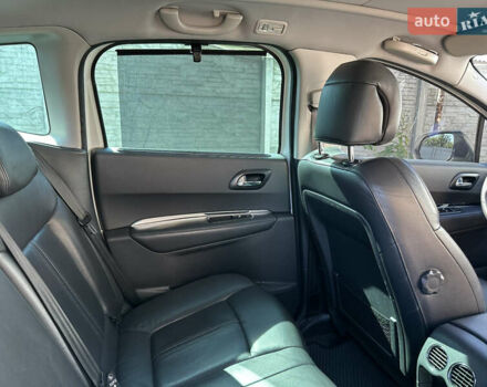 Белый Пежо 3008, объемом двигателя 1.56 л и пробегом 223 тыс. км за 9400 $, фото 8 на Automoto.ua