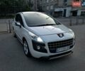 Белый Пежо 3008, объемом двигателя 1.6 л и пробегом 215 тыс. км за 7800 $, фото 1 на Automoto.ua