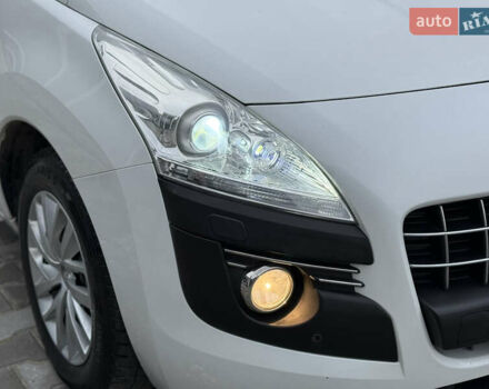 Білий Пежо 3008, об'ємом двигуна 1.6 л та пробігом 230 тис. км за 6900 $, фото 19 на Automoto.ua