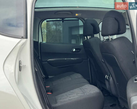 Белый Пежо 3008, объемом двигателя 1.6 л и пробегом 181 тыс. км за 8650 $, фото 34 на Automoto.ua