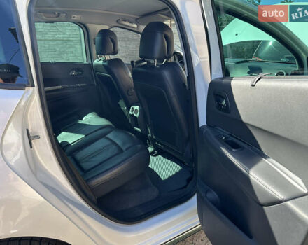 Белый Пежо 3008, объемом двигателя 1.56 л и пробегом 223 тыс. км за 9400 $, фото 10 на Automoto.ua