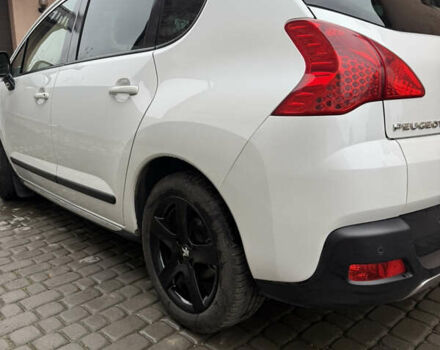 Белый Пежо 3008, объемом двигателя 1.56 л и пробегом 260 тыс. км за 8500 $, фото 3 на Automoto.ua