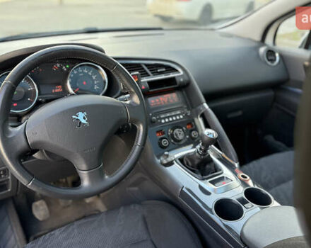 Белый Пежо 3008, объемом двигателя 2 л и пробегом 213 тыс. км за 8950 $, фото 32 на Automoto.ua