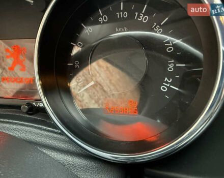 Белый Пежо 3008, объемом двигателя 1.56 л и пробегом 260 тыс. км за 8500 $, фото 22 на Automoto.ua