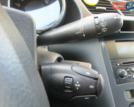 Белый Пежо 3008, объемом двигателя 1.6 л и пробегом 227 тыс. км за 8900 $, фото 67 на Automoto.ua