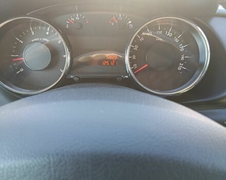 Белый Пежо 3008, объемом двигателя 1.6 л и пробегом 125 тыс. км за 8500 $, фото 3 на Automoto.ua