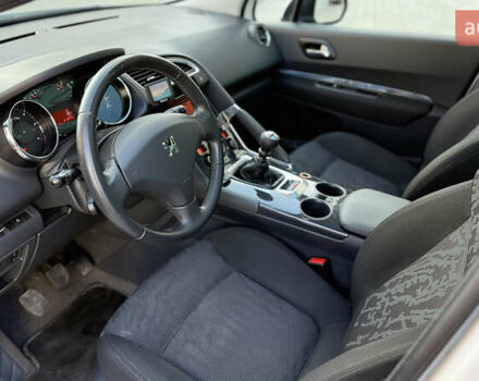 Белый Пежо 3008, объемом двигателя 2 л и пробегом 213 тыс. км за 8950 $, фото 28 на Automoto.ua