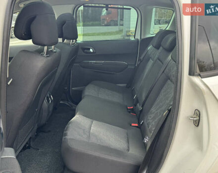 Білий Пежо 3008, об'ємом двигуна 1.6 л та пробігом 181 тис. км за 8650 $, фото 30 на Automoto.ua