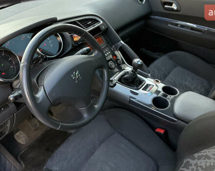 Белый Пежо 3008, объемом двигателя 2 л и пробегом 213 тыс. км за 8950 $, фото 27 на Automoto.ua