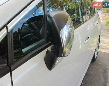 Белый Пежо 3008, объемом двигателя 1.6 л и пробегом 227 тыс. км за 8900 $, фото 85 на Automoto.ua