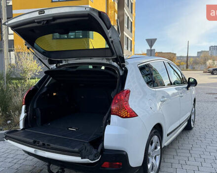 Белый Пежо 3008, объемом двигателя 2 л и пробегом 213 тыс. км за 8950 $, фото 43 на Automoto.ua