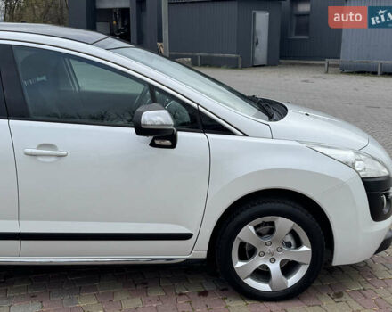 Белый Пежо 3008, объемом двигателя 1.6 л и пробегом 181 тыс. км за 8650 $, фото 15 на Automoto.ua