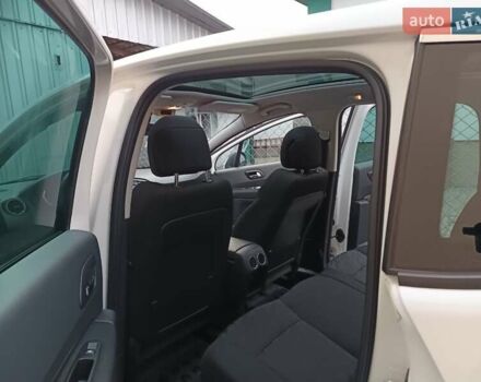 Білий Пежо 3008, об'ємом двигуна 2 л та пробігом 196 тис. км за 8350 $, фото 9 на Automoto.ua