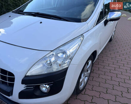 Пежо 3008 2011 в Черновцах на Automoto.ua Белый Пежо 3008, объемом двигателя 2 л и пробегом 256 тыс. км за 8999 $, фото 10 на Automoto.ua