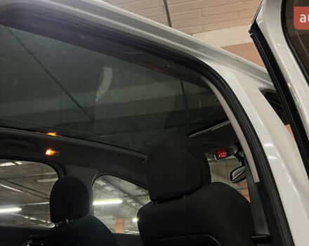 Пежо 3008 2011 в Киеве на Automoto.ua Белый Пежо 3008, объемом двигателя 1.56 л и пробегом 256 тыс. км за 8300 $, фото 10 на Automoto.ua