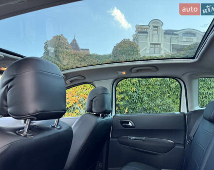 Пежо 3008 2011 в Черновцах на Automoto.ua Белый Пежо 3008, объемом двигателя 2 л и пробегом 256 тыс. км за 9550 $, фото 15 на Automoto.ua