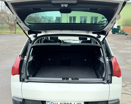 Белый Пежо 3008, объемом двигателя 2 л и пробегом 220 тыс. км за 10300 $, фото 20 на Automoto.ua