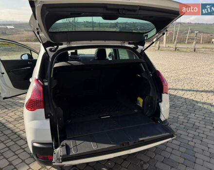 Белый Пежо 3008, объемом двигателя 2 л и пробегом 256 тыс. км за 10350 $, фото 18 на Automoto.ua