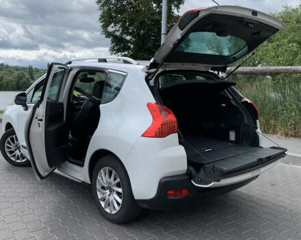 Білий Пежо 3008, об'ємом двигуна 1.6 л та пробігом 194 тис. км за 11000 $, фото 13 на Automoto.ua