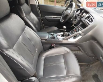 Белый Пежо 3008, объемом двигателя 1.6 л и пробегом 237 тыс. км за 8900 $, фото 6 на Automoto.ua