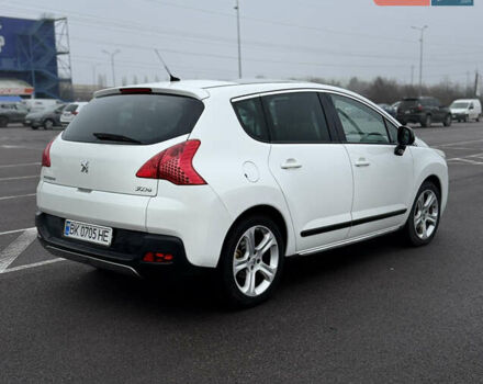 Белый Пежо 3008, объемом двигателя 2 л и пробегом 220 тыс. км за 10300 $, фото 2 на Automoto.ua