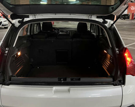 Пежо 3008 2011 в Киеве на Automoto.ua Белый Пежо 3008, объемом двигателя 1.56 л и пробегом 256 тыс. км за 8300 $, фото 15 на Automoto.ua