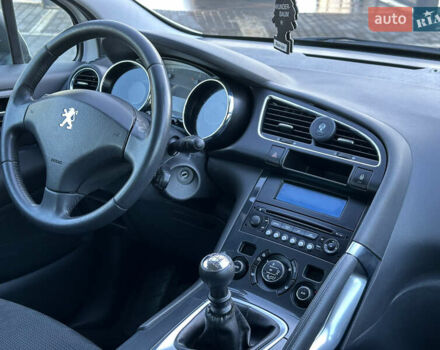 Білий Пежо 3008, об'ємом двигуна 1.6 л та пробігом 215 тис. км за 8950 $, фото 6 на Automoto.ua