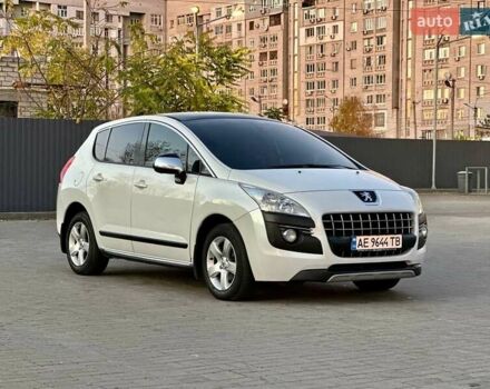 Белый Пежо 3008, объемом двигателя 1.56 л и пробегом 188 тыс. км за 8333 $, фото 8 на Automoto.ua