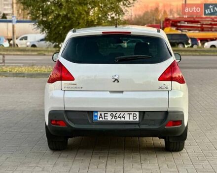 Белый Пежо 3008, объемом двигателя 1.56 л и пробегом 188 тыс. км за 8333 $, фото 4 на Automoto.ua