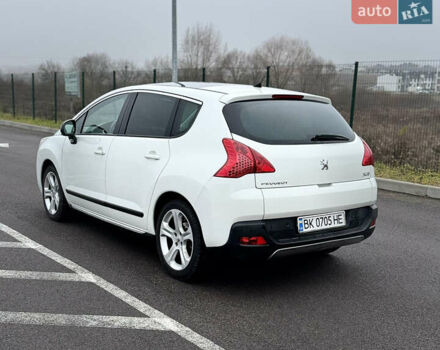 Белый Пежо 3008, объемом двигателя 2 л и пробегом 220 тыс. км за 10300 $, фото 3 на Automoto.ua