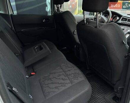 Пежо 3008 2011 в Стрые на Automoto.ua Белый Пежо 3008, объемом двигателя 1.56 л и пробегом 197 тыс. км за 7200 $, фото 22 на Automoto.ua