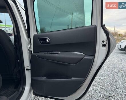 Пежо 3008 2011 в Стрые на Automoto.ua Белый Пежо 3008, объемом двигателя 1.56 л и пробегом 197 тыс. км за 7200 $, фото 14 на Automoto.ua