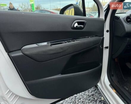 Пежо 3008 2011 в Стрые на Automoto.ua Белый Пежо 3008, объемом двигателя 1.56 л и пробегом 197 тыс. км за 7200 $, фото 15 на Automoto.ua