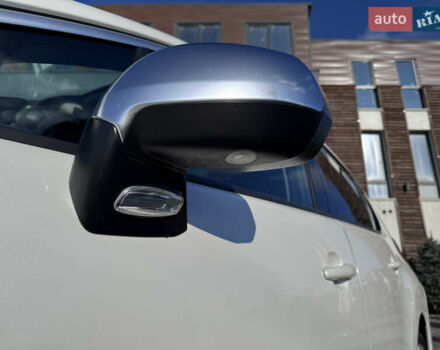 Белый Пежо 3008, объемом двигателя 2 л и пробегом 256 тыс. км за 10350 $, фото 9 на Automoto.ua