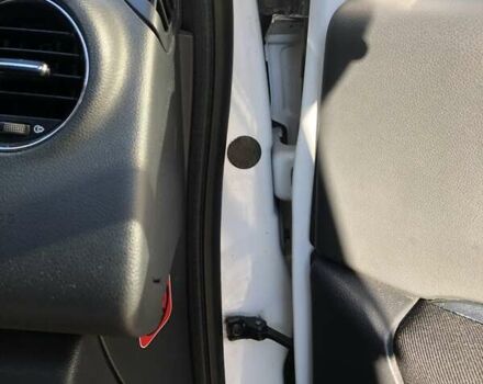 Пежо 3008 2011 в Стрые на Automoto.ua Белый Пежо 3008, объемом двигателя 1.56 л и пробегом 259 тыс. км за 8400 $, фото 5 на Automoto.ua