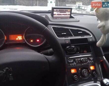 Белый Пежо 3008, объемом двигателя 1.56 л и пробегом 232 тыс. км за 8200 $, фото 16 на Automoto.ua