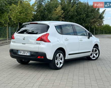 Белый Пежо 3008, объемом двигателя 1.6 л и пробегом 225 тыс. км за 8800 $, фото 7 на Automoto.ua