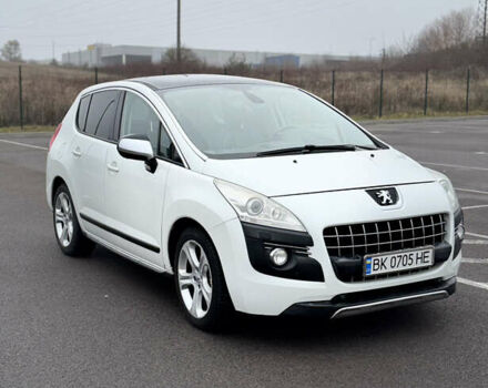 Белый Пежо 3008, объемом двигателя 2 л и пробегом 220 тыс. км за 10300 $, фото 1 на Automoto.ua